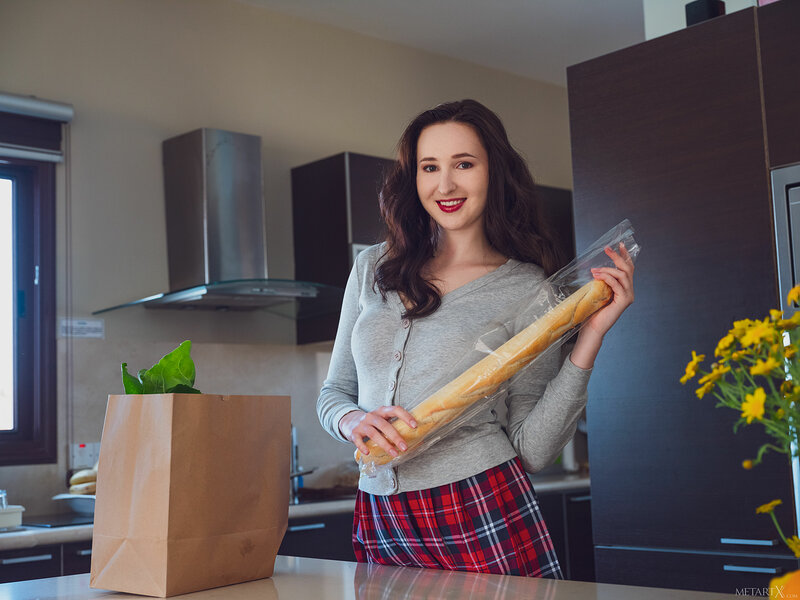 Василиса, 22 года, 2 размер груди